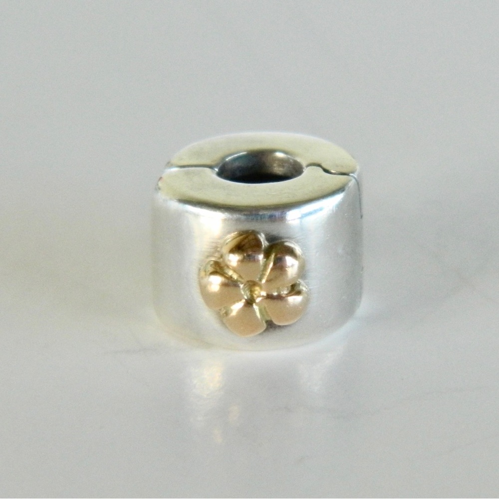 Pandora 14k Flower Clip Charm